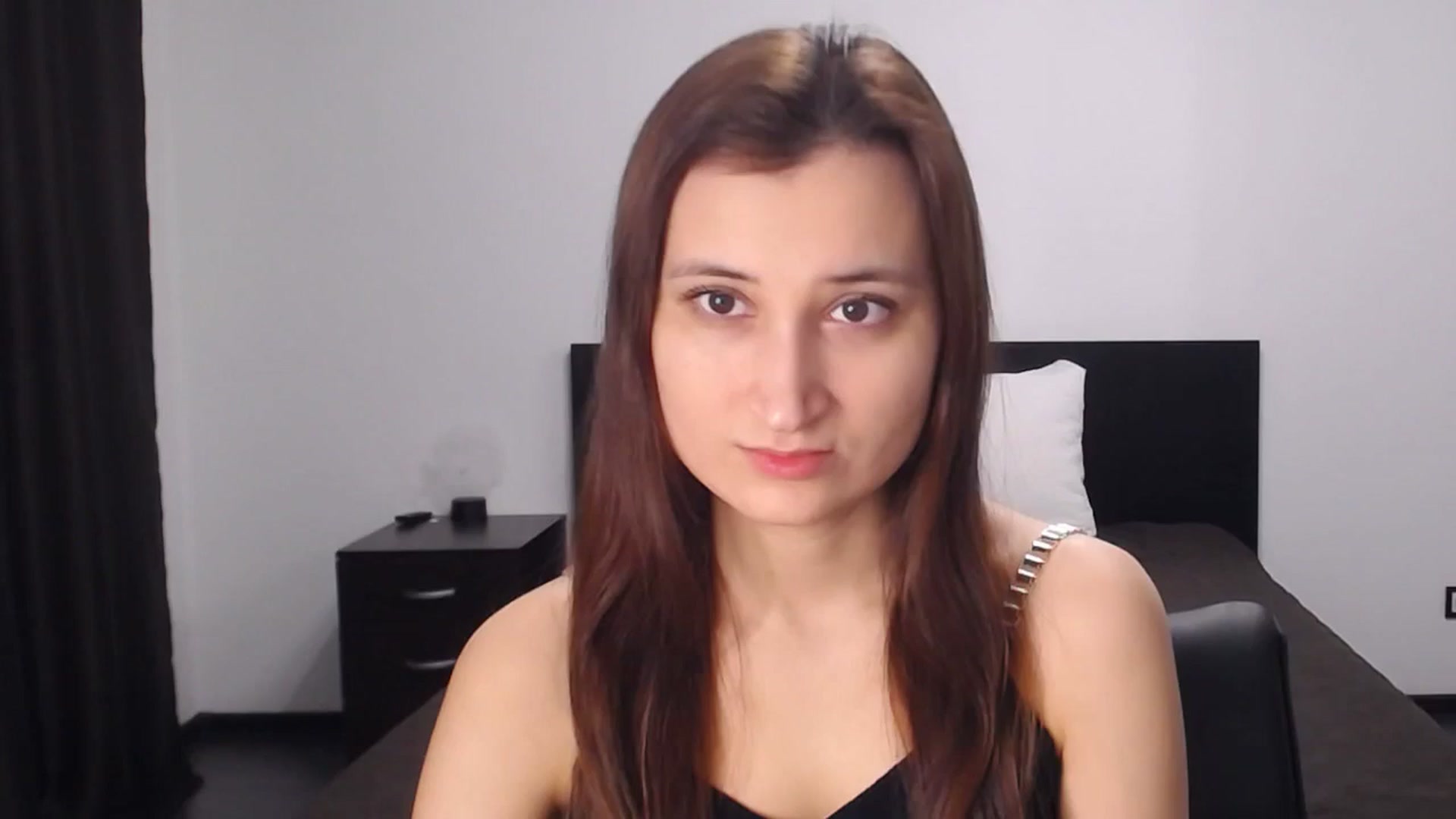Gallery image thumbnail from Kendal_sweet's myfreecams stream on, 12/16/2024, 13:53 image 8 of 20