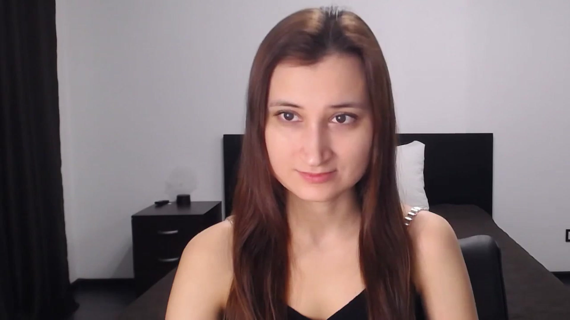 Gallery image thumbnail from Kendal_sweet's myfreecams stream on, 12/16/2024, 13:53 image 2 of 20