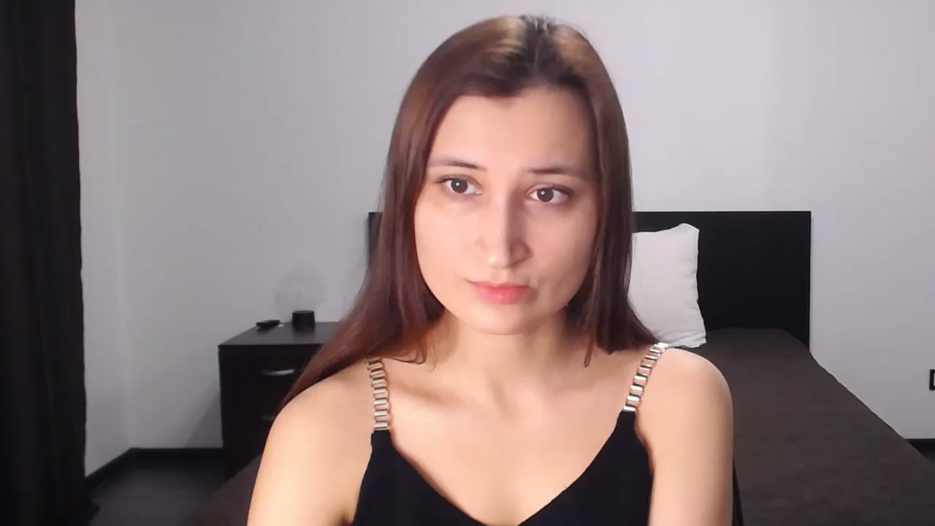 Gallery image thumbnail from Kendal_sweet's myfreecams stream on, 12/16/2024, 15:19 image 20 of 20