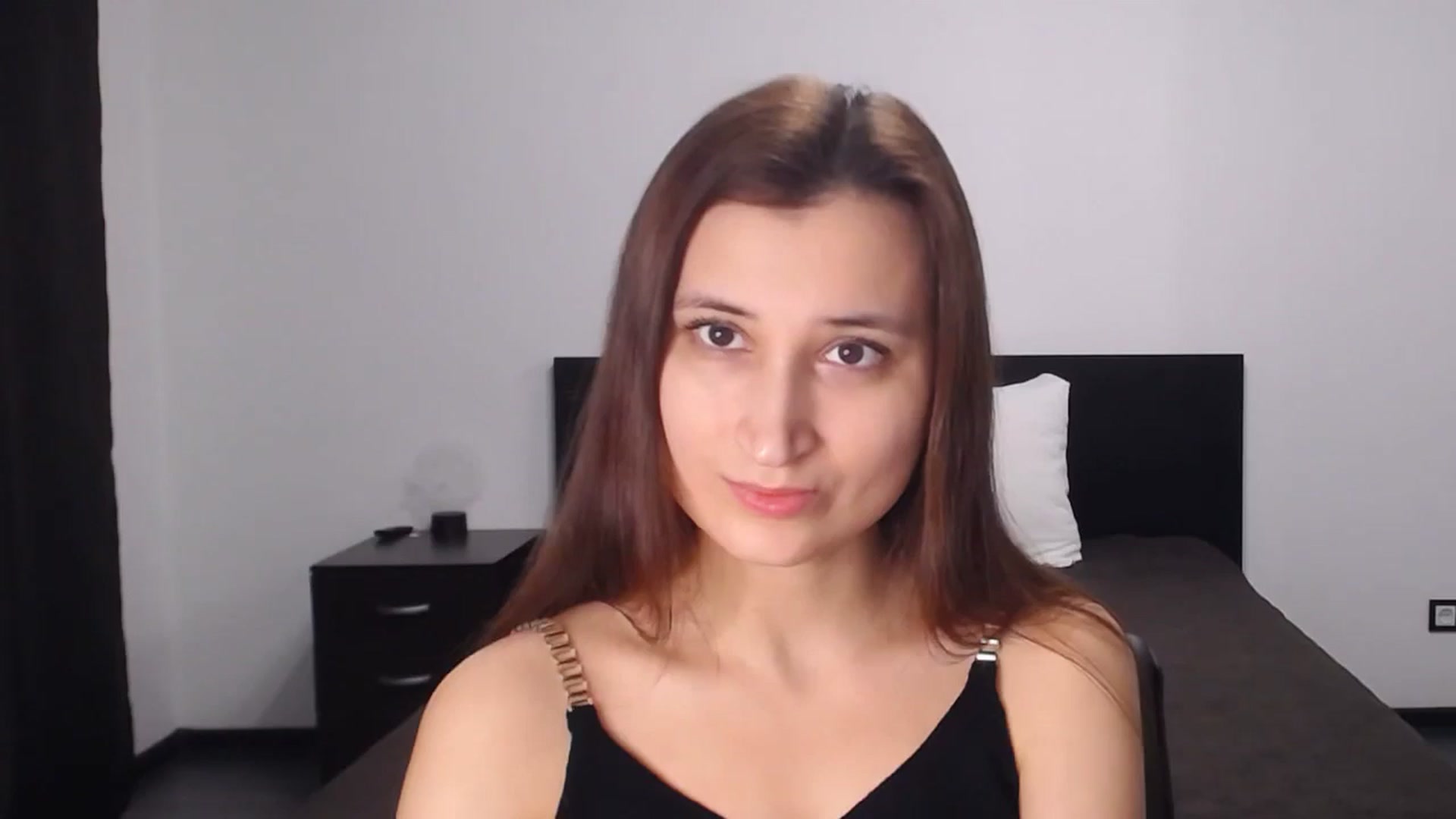 Gallery image thumbnail from Kendal_sweet's myfreecams stream on, 12/16/2024, 18:57 image 19 of 20