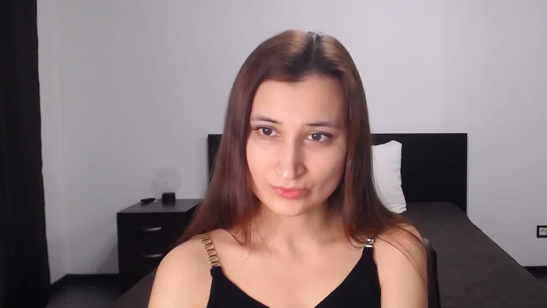 Gallery image thumbnail from Kendal_sweet's myfreecams stream on, 12/16/2024, 18:57 image 20 of 20