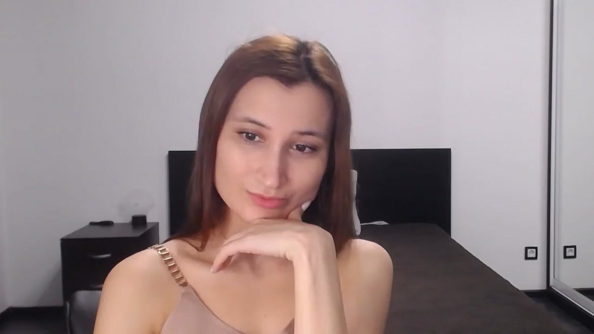 Gallery image thumbnail from Kendal_sweet's myfreecams stream on, 02/04/2025, 15:05 image 15 of 20