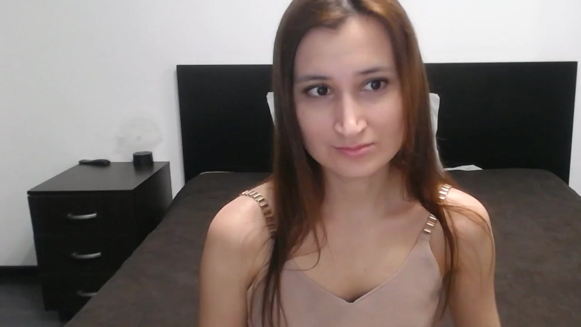 Gallery image thumbnail from Kendal_sweet's myfreecams stream on, 02/04/2025, 18:04 image 3 of 20