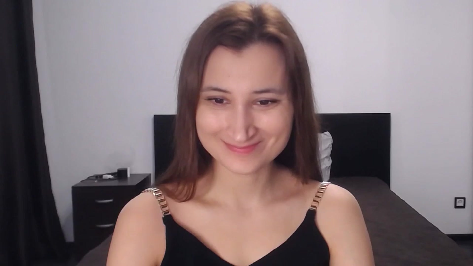 Gallery image thumbnail from Kendal_sweet's myfreecams stream on, 02/25/2025, 14:22 image 12 of 20