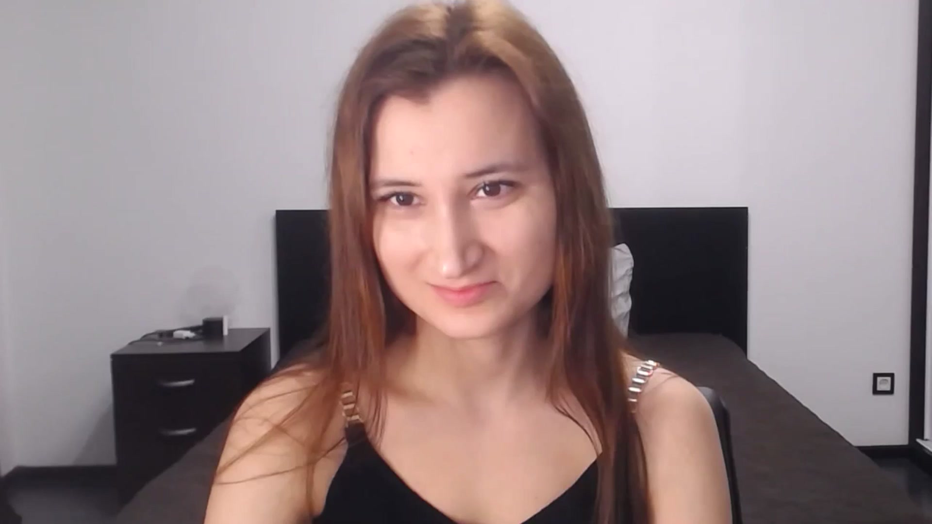 Gallery image thumbnail from Kendal_sweet's myfreecams stream on, 02/25/2025, 15:32 image 16 of 20