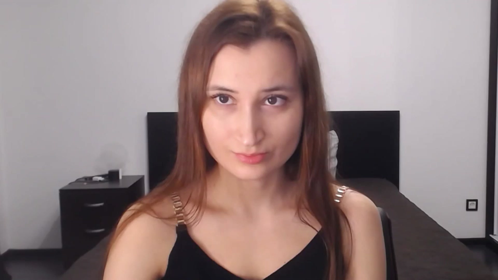 Gallery image thumbnail from Kendal_sweet's myfreecams stream on, 02/25/2025, 15:32 image 1 of 20
