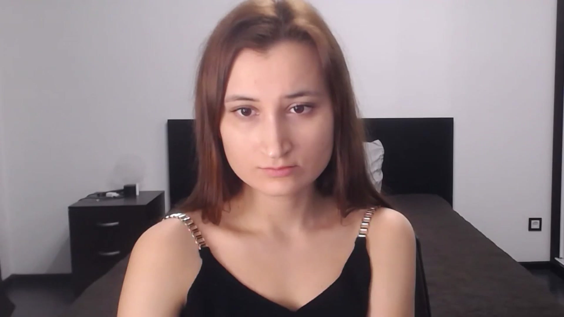 Gallery image thumbnail from Kendal_sweet's myfreecams stream on, 02/25/2025, 16:00 image 9 of 20