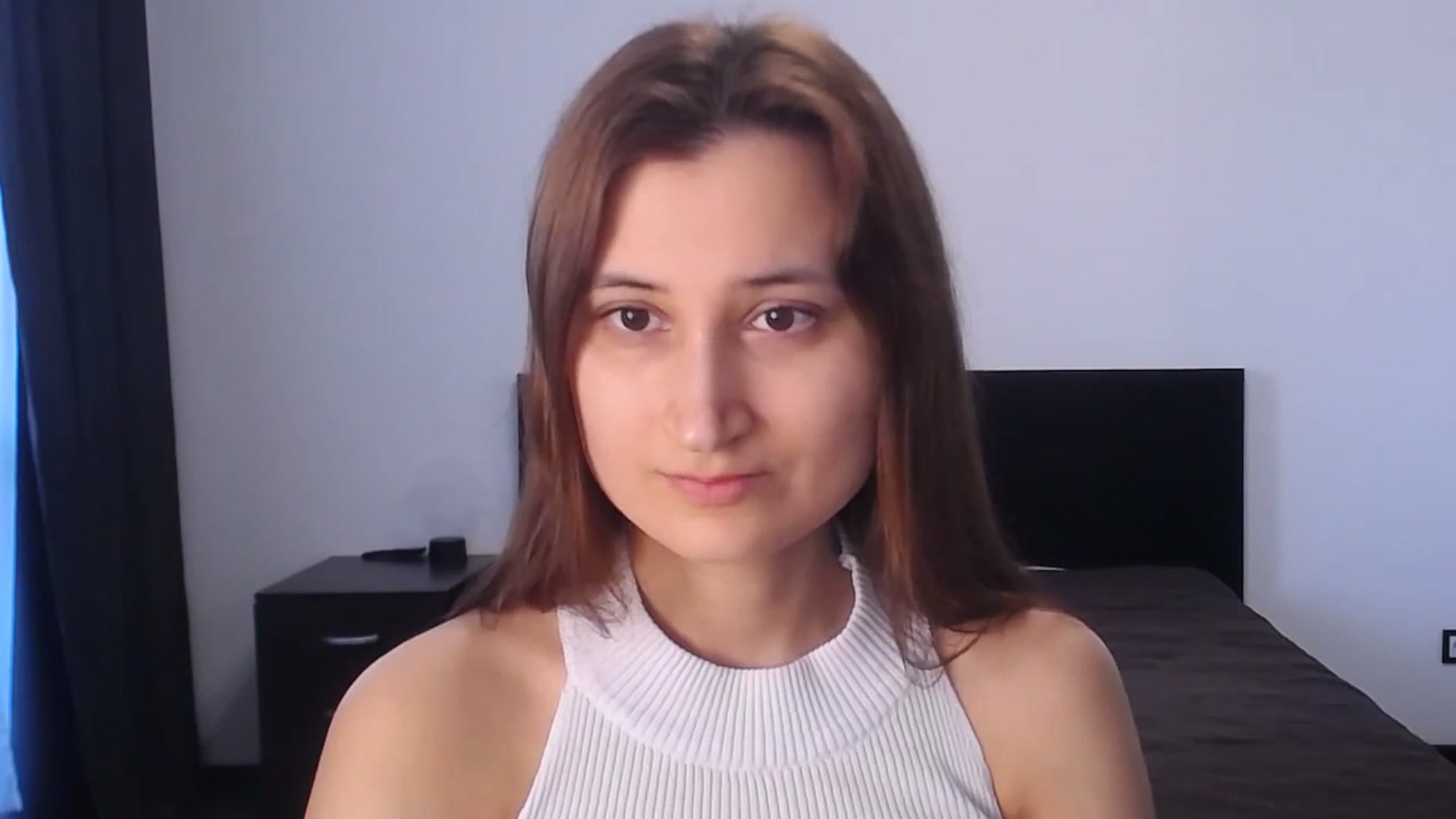 Gallery image thumbnail from Kendal_sweet's myfreecams stream on, 03/21/2025, 13:23 image 8 of 20