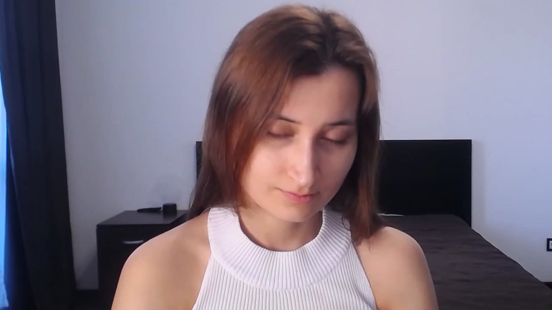 Gallery image thumbnail from Kendal_sweet's myfreecams stream on, 03/21/2025, 13:23 image 3 of 20