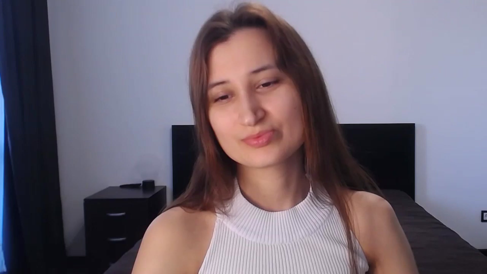 Gallery image thumbnail from Kendal_sweet's myfreecams stream on, 03/21/2025, 13:23 image 15 of 20