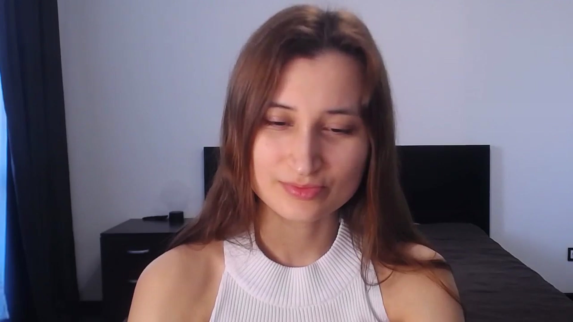 Gallery image thumbnail from Kendal_sweet's myfreecams stream on, 03/21/2025, 13:23 image 13 of 20