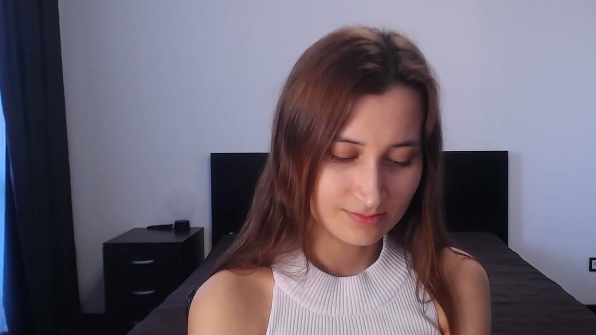 Gallery image thumbnail from Kendal_sweet's myfreecams stream on, 03/21/2025, 13:23 image 17 of 20