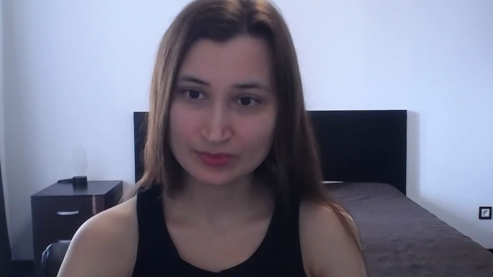 Gallery image thumbnail from Kendal_sweet's myfreecams stream on, 04/16/2025, 13:29 image 14 of 20