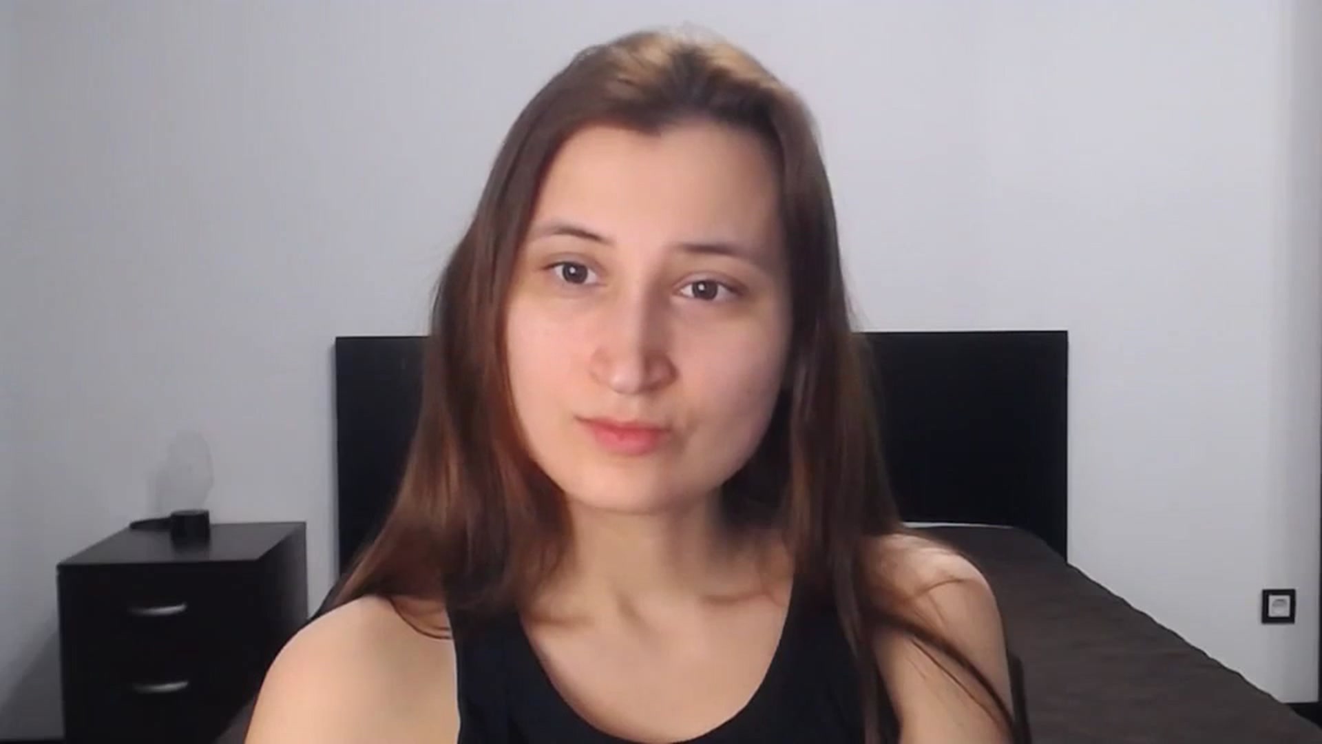 Gallery image thumbnail from Kendal_sweet's myfreecams stream on, 04/17/2025, 14:56 image 14 of 20