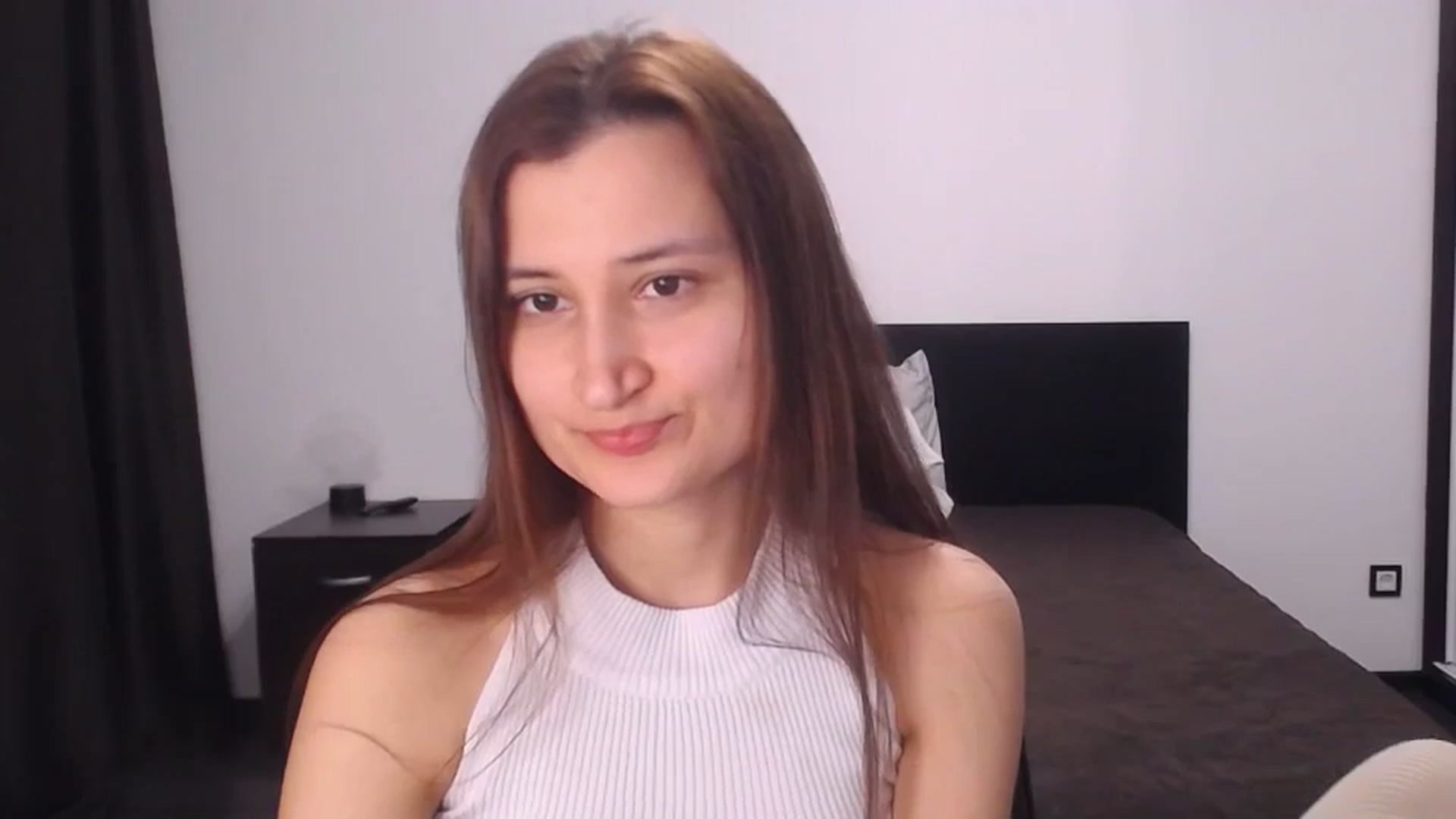 Gallery image thumbnail from Kendal_sweet's myfreecams stream on, 05/03/2025, 18:58 image 3 of 20