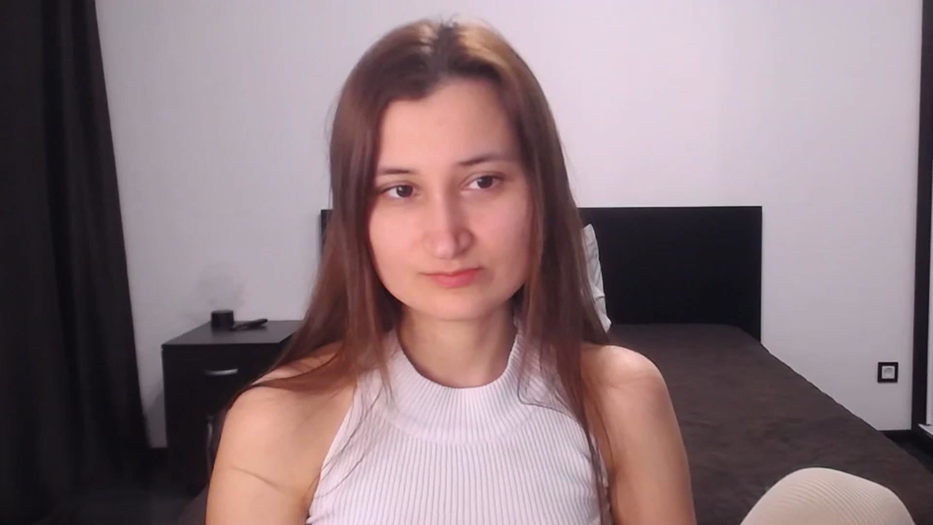Gallery image thumbnail from Kendal_sweet's myfreecams stream on, 05/03/2025, 18:58 image 2 of 20