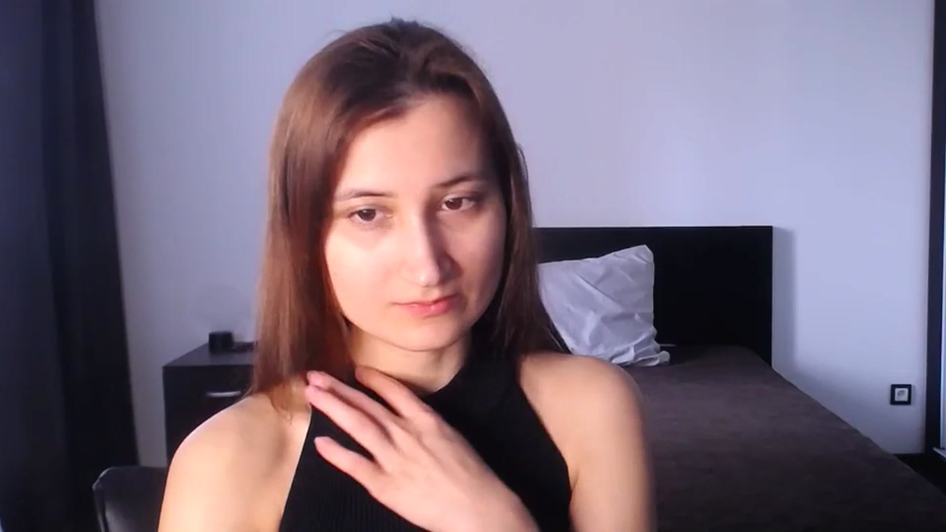 Gallery image thumbnail from Kendal_sweet's myfreecams stream on, 05/04/2025, 12:55 image 4 of 20