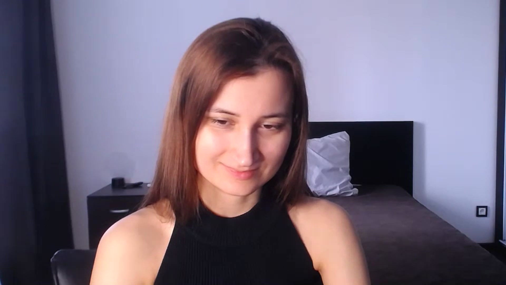Gallery image thumbnail from Kendal_sweet's myfreecams stream on, 05/04/2025, 12:55 image 6 of 20
