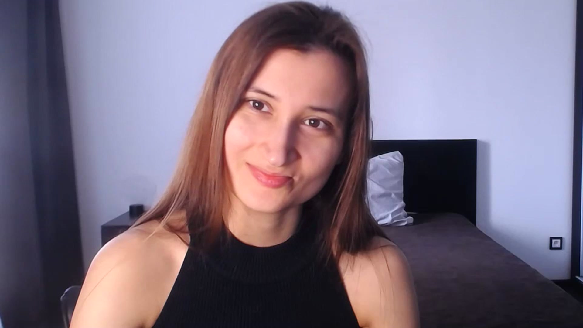 Gallery image thumbnail from Kendal_sweet's myfreecams stream on, 05/04/2025, 12:55 image 18 of 20