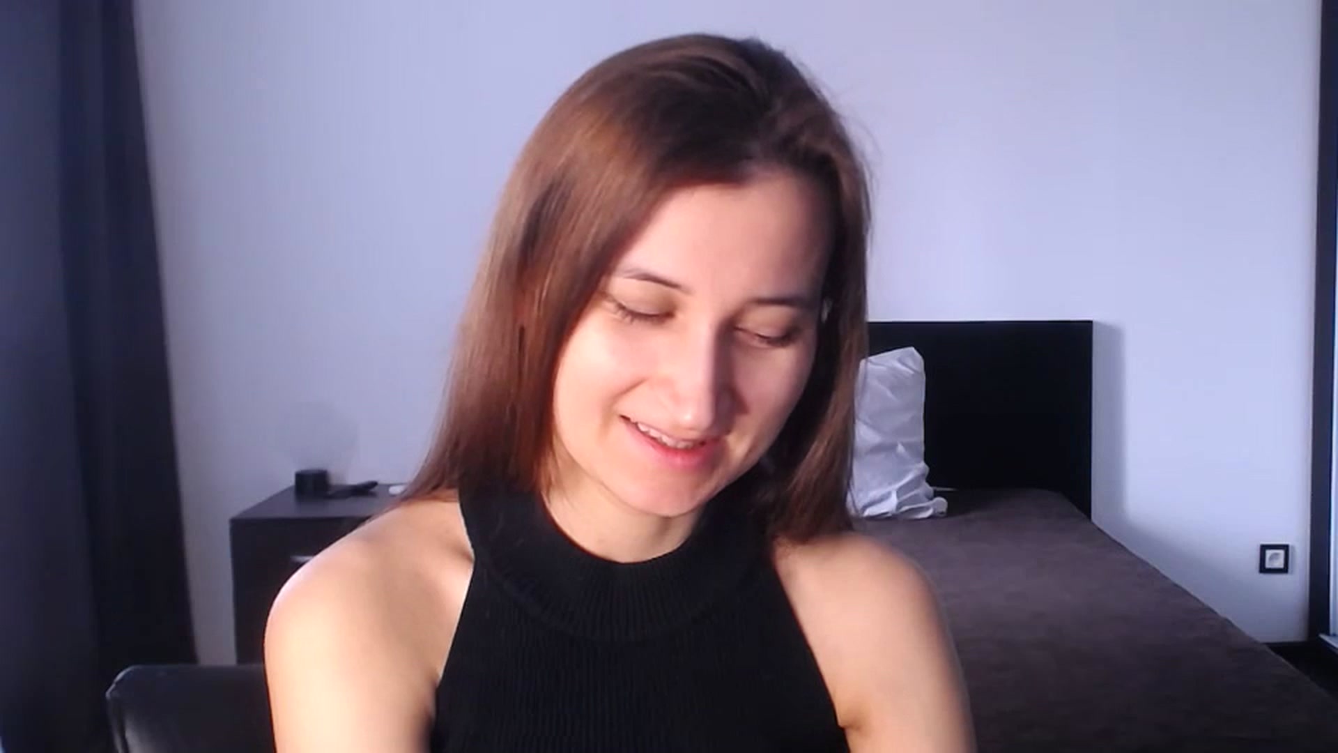 Gallery image thumbnail from Kendal_sweet's myfreecams stream on, 05/04/2025, 12:55 image 9 of 20
