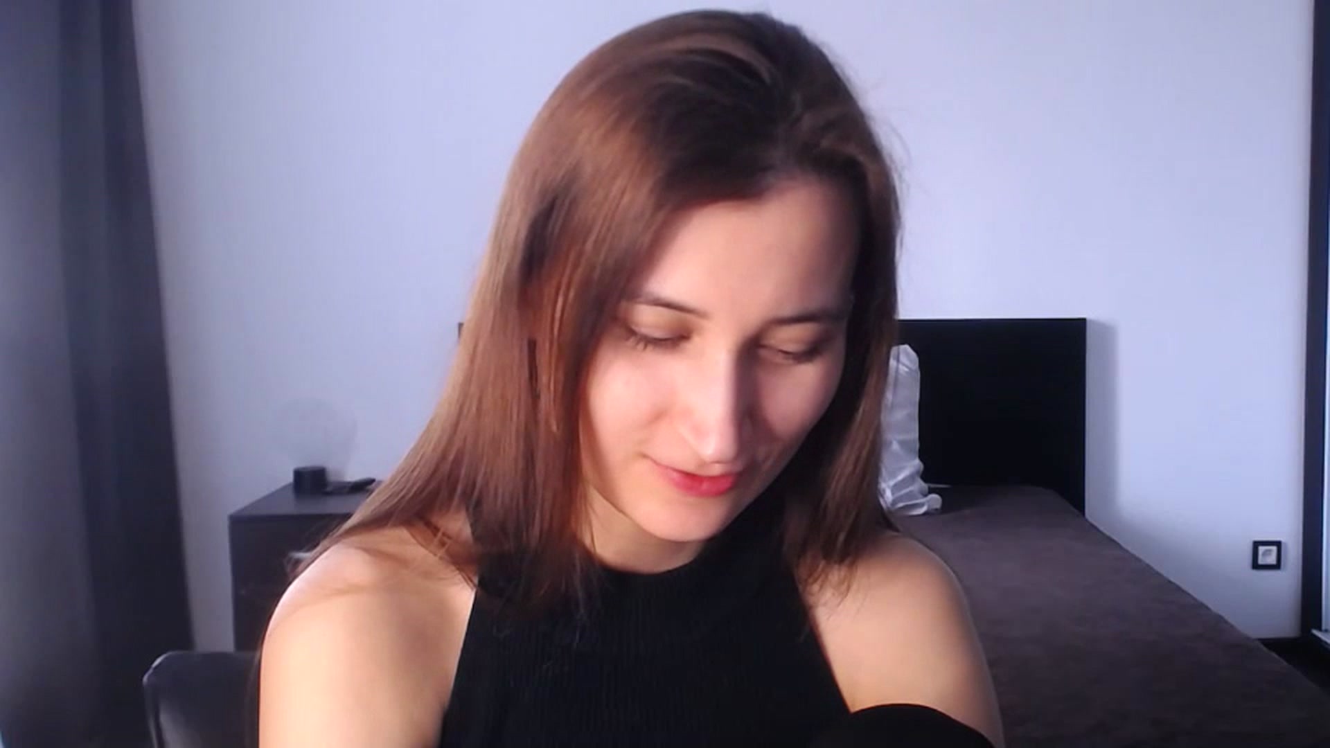 Gallery image thumbnail from Kendal_sweet's myfreecams stream on, 05/04/2025, 12:55 image 14 of 20