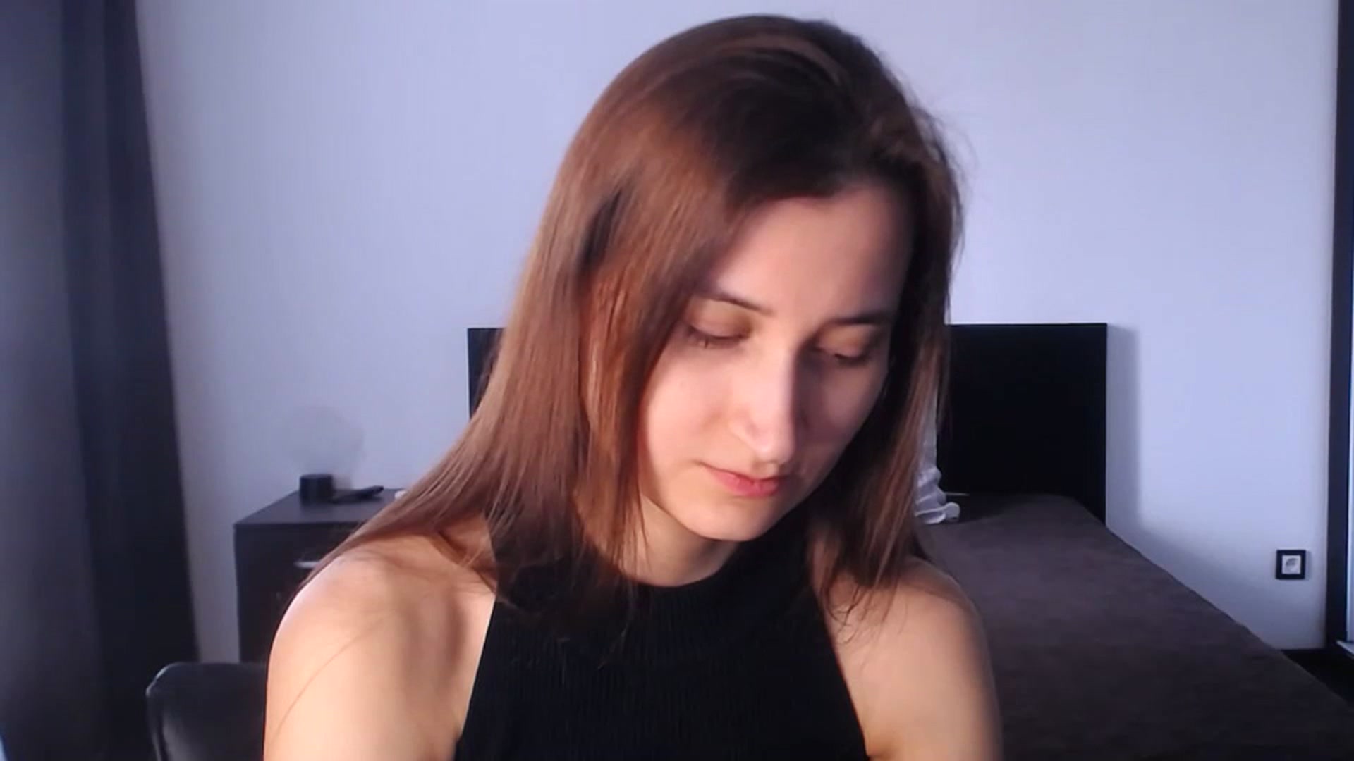 Gallery image thumbnail from Kendal_sweet's myfreecams stream on, 05/04/2025, 12:55 image 17 of 20