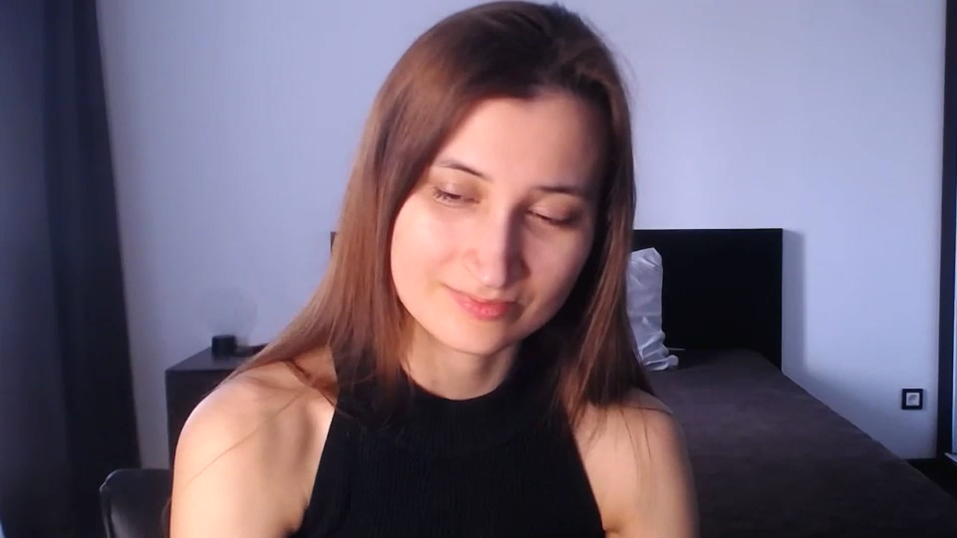 Gallery image thumbnail from Kendal_sweet's myfreecams stream on, 05/04/2025, 12:55 image 19 of 20