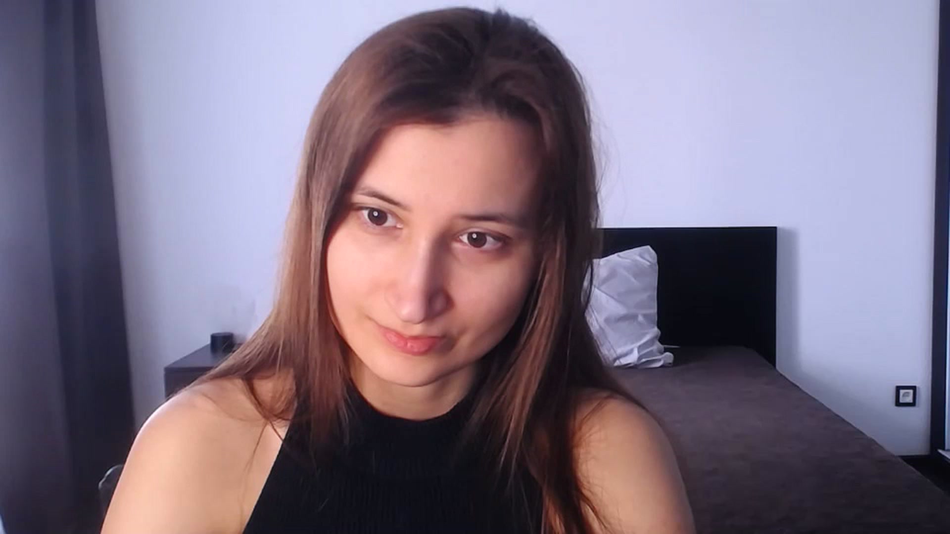 Gallery image thumbnail from Kendal_sweet's myfreecams stream on, 05/04/2025, 13:24 image 2 of 20