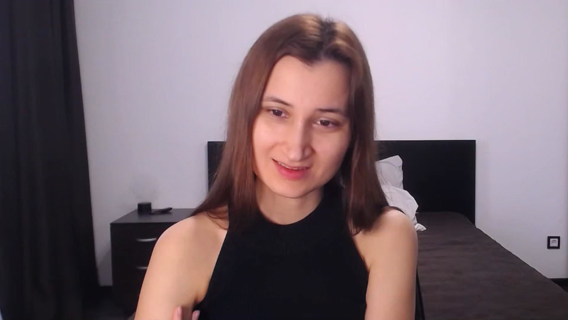 Gallery image thumbnail from Kendal_sweet's myfreecams stream on, 05/05/2025, 12:08 image 13 of 20