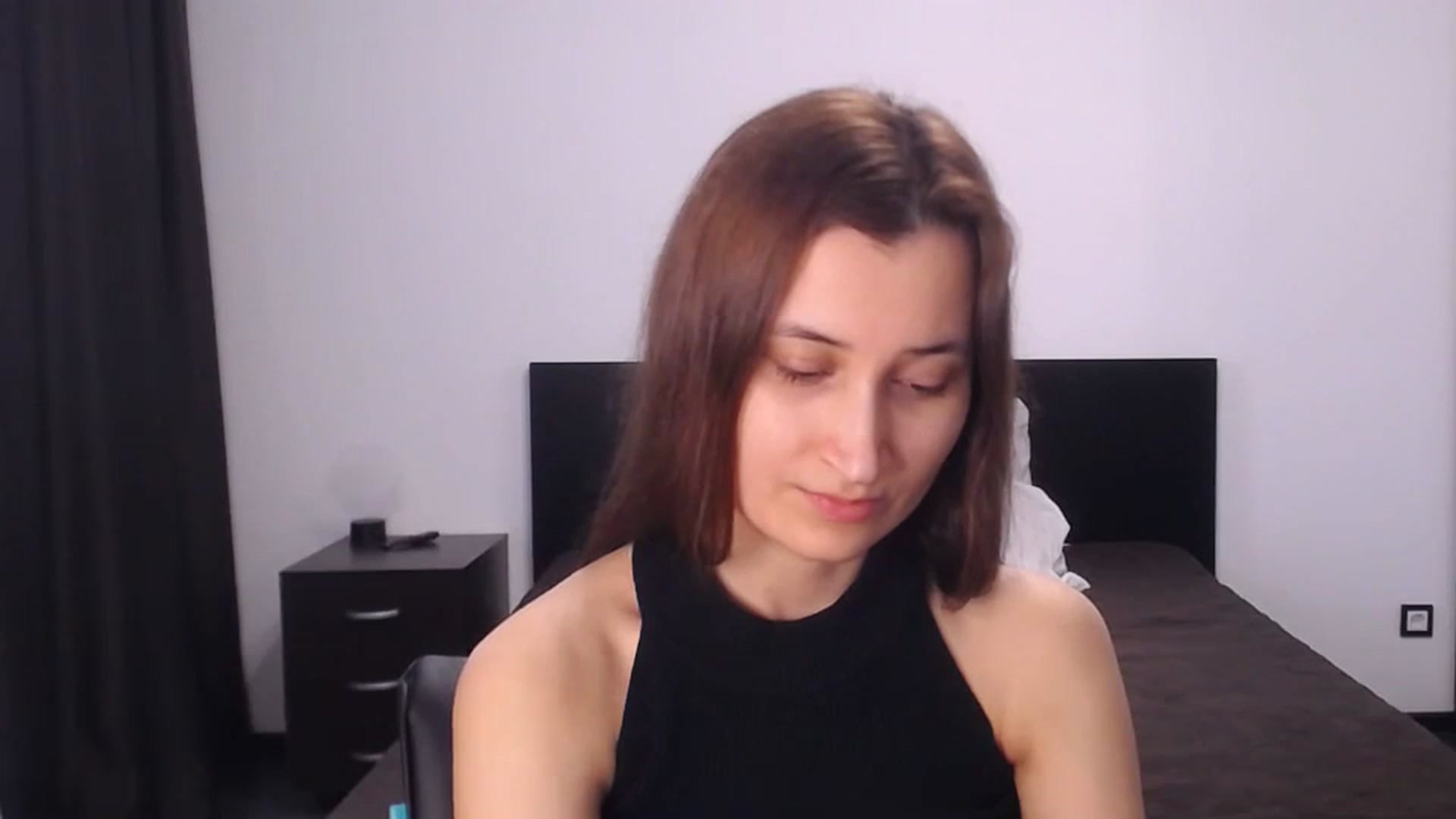 Gallery image thumbnail from Kendal_sweet's myfreecams stream on, 05/05/2025, 12:08 image 5 of 20