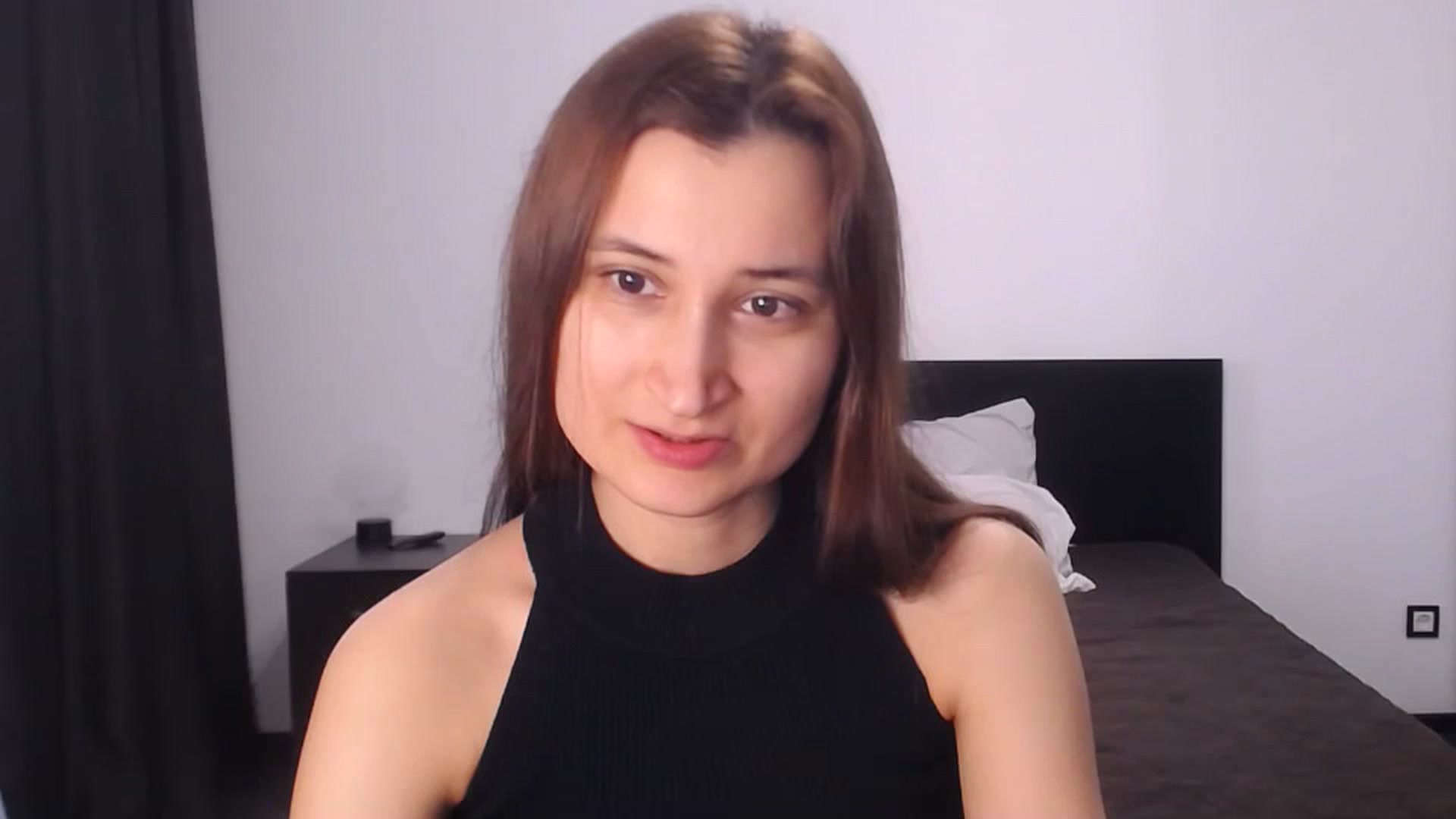Gallery image thumbnail from Kendal_sweet's myfreecams stream on, 05/05/2025, 12:08 image 1 of 20