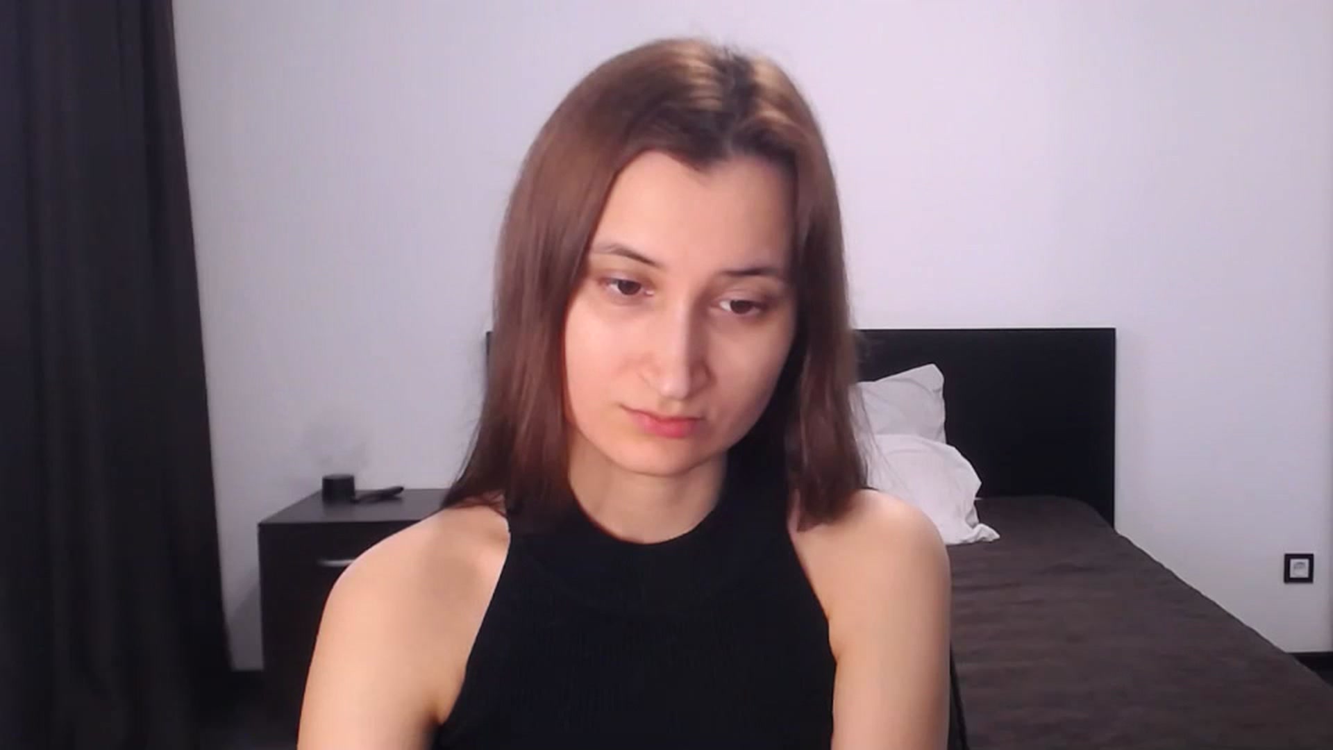 Gallery image thumbnail from Kendal_sweet's myfreecams stream on, 05/05/2025, 12:08 image 16 of 20