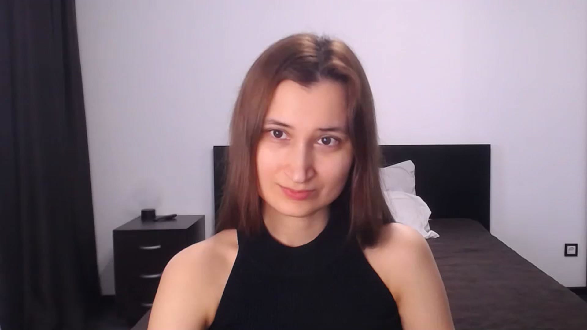 Gallery image thumbnail from Kendal_sweet's myfreecams stream on, 05/05/2025, 12:08 image 8 of 20