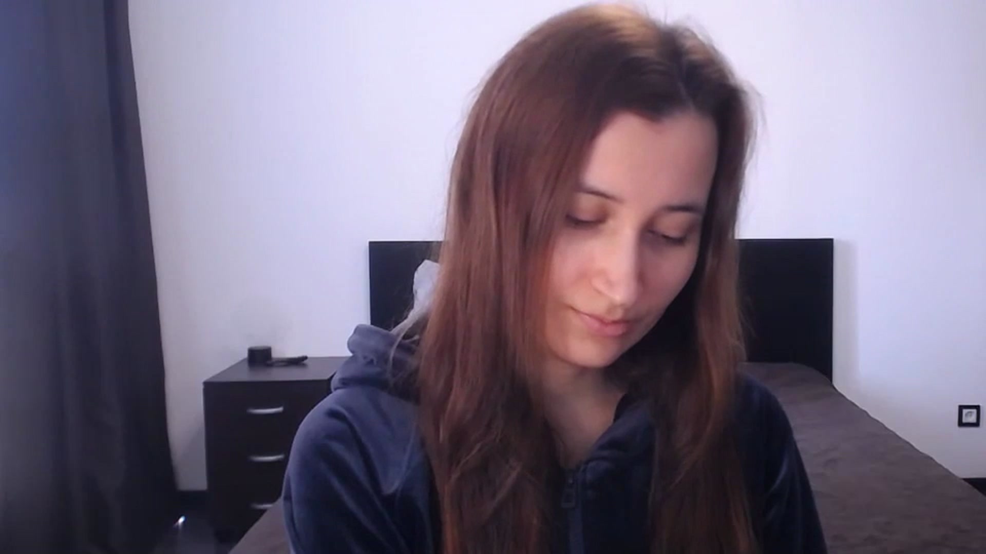 Gallery image thumbnail from Kendal_sweet's myfreecams stream on, 05/09/2025, 12:33 image 8 of 20