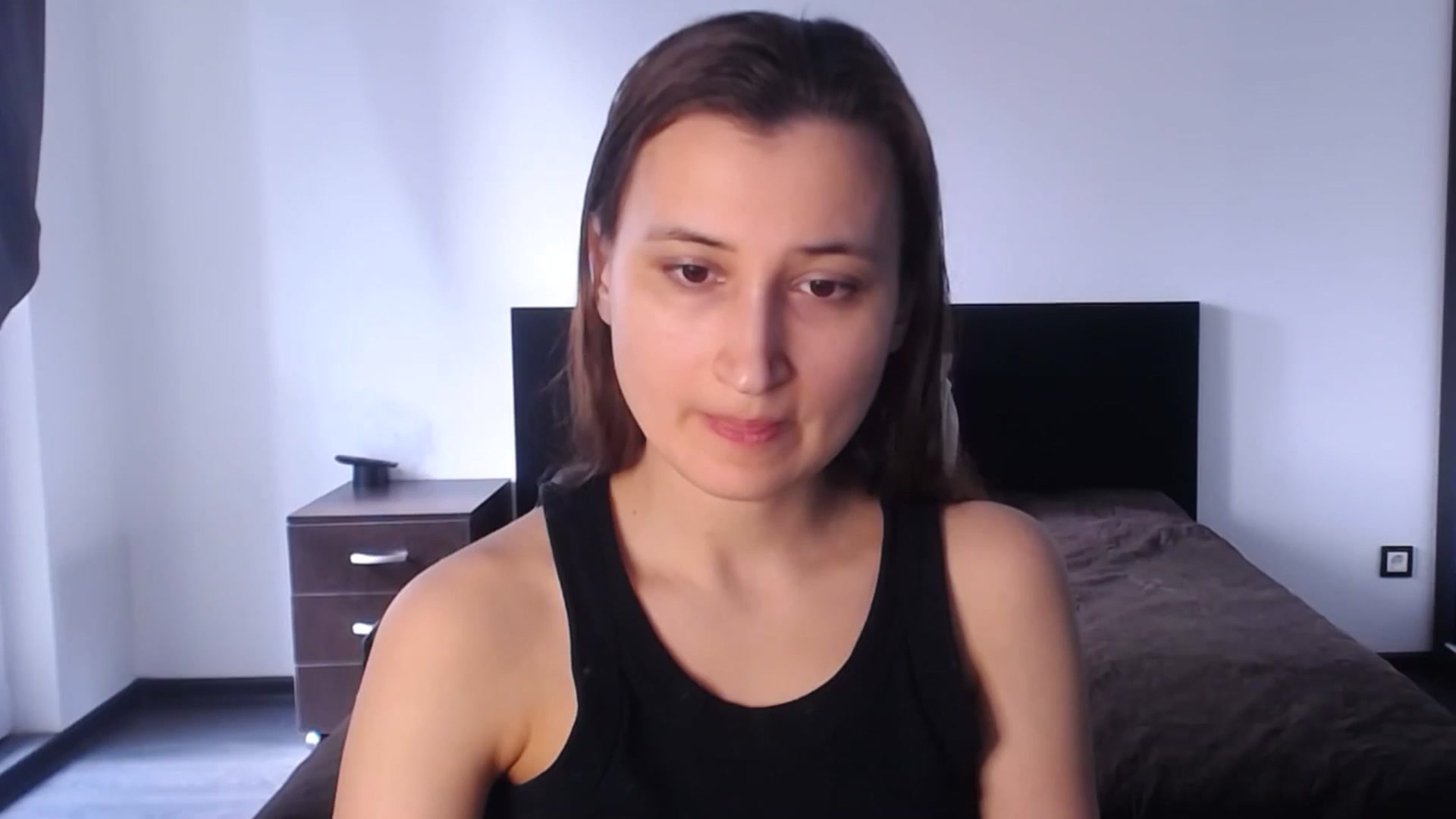 Gallery image thumbnail from Kendal_sweet's myfreecams stream on, 05/18/2025, 14:24 image 11 of 20