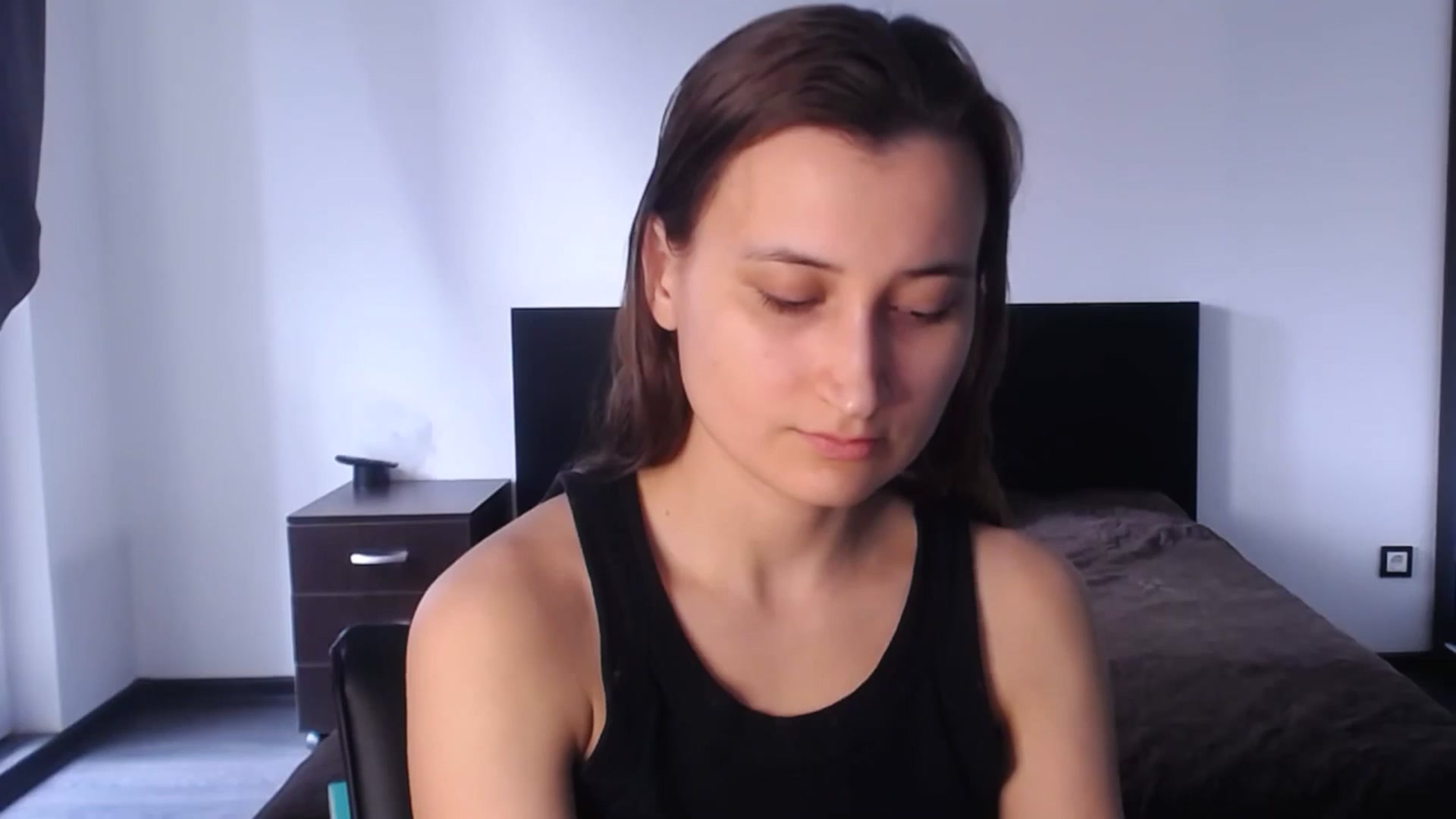 Gallery image thumbnail from Kendal_sweet's myfreecams stream on, 05/18/2025, 14:24 image 4 of 20