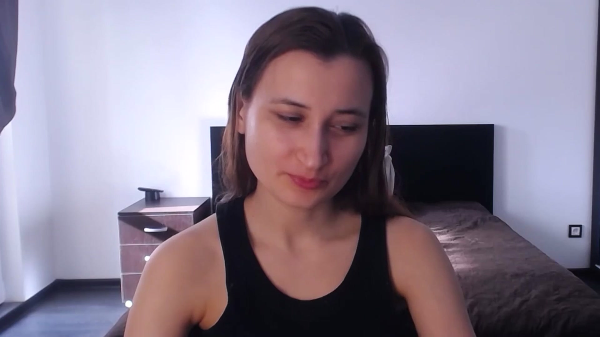 Gallery image thumbnail from Kendal_sweet's myfreecams stream on, 05/18/2025, 14:24 image 17 of 20