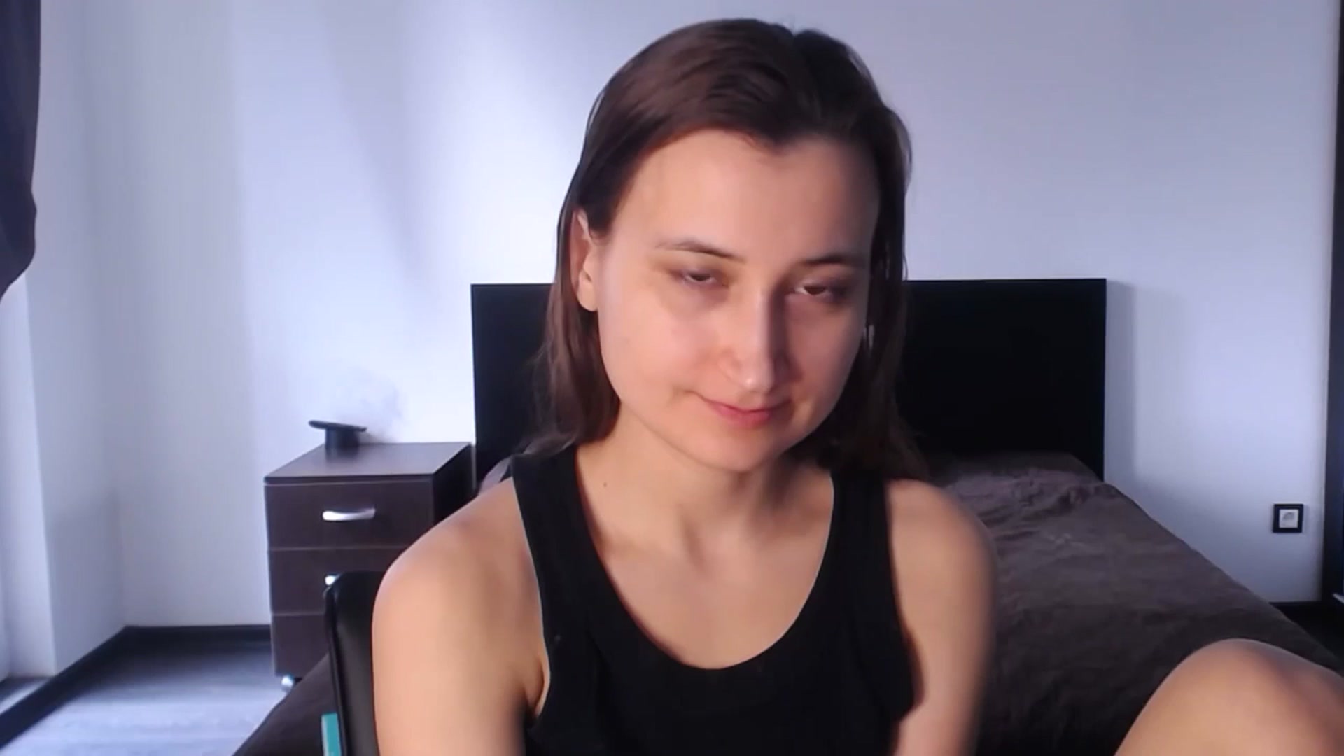 Gallery image thumbnail from Kendal_sweet's myfreecams stream on, 05/18/2025, 14:24 image 7 of 20