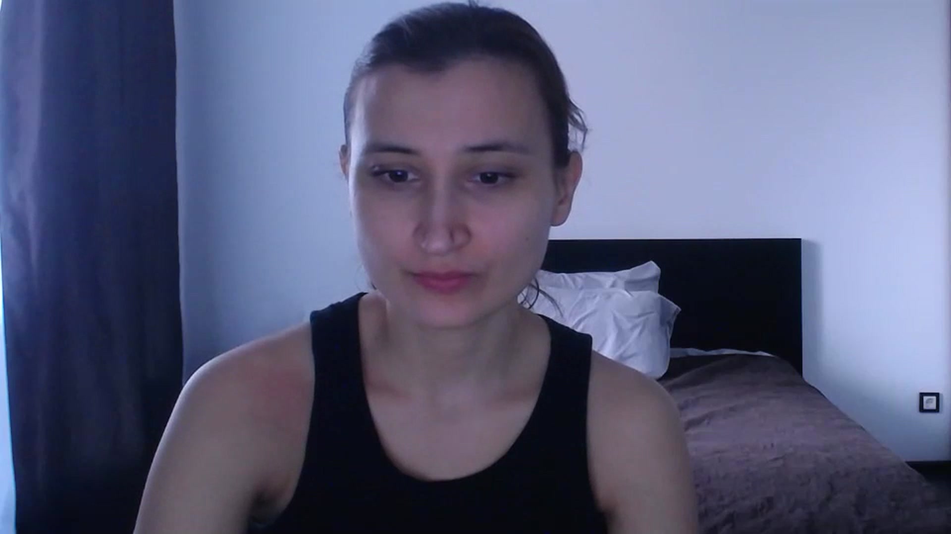 Gallery image thumbnail from Kendal_sweet's myfreecams stream on, 05/31/2025, 17:00 image 13 of 20