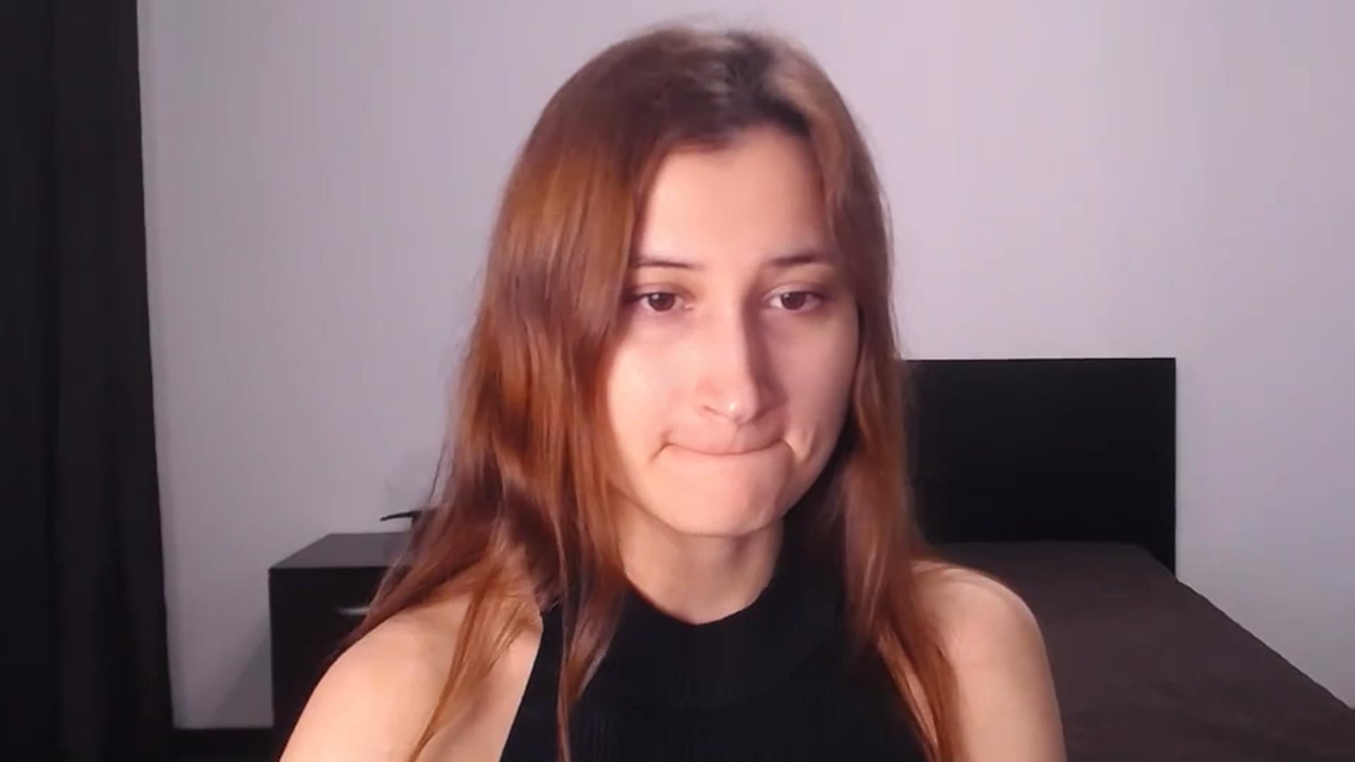 Gallery image thumbnail from Kendal_sweet's myfreecams stream on, 06/09/2025, 15:05 image 10 of 20