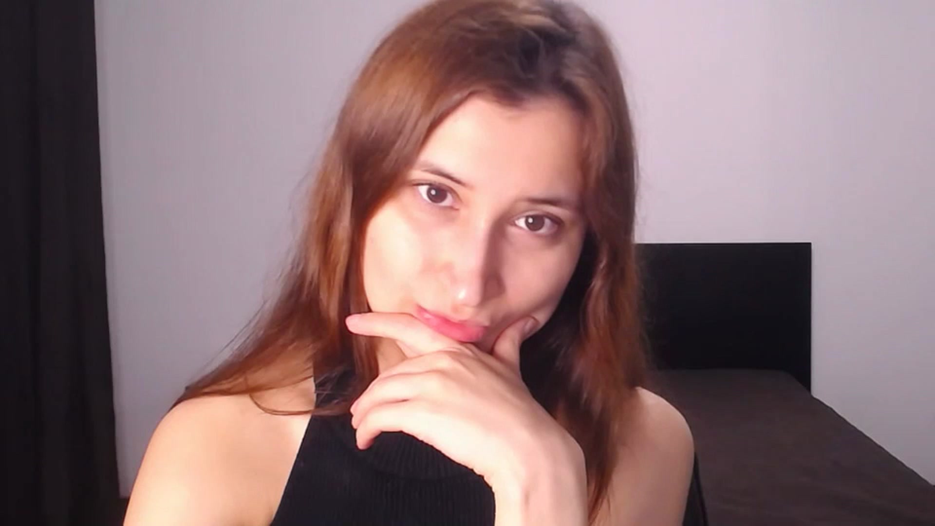 Gallery image thumbnail from Kendal_sweet's myfreecams stream on, 06/09/2025, 16:06 image 7 of 20