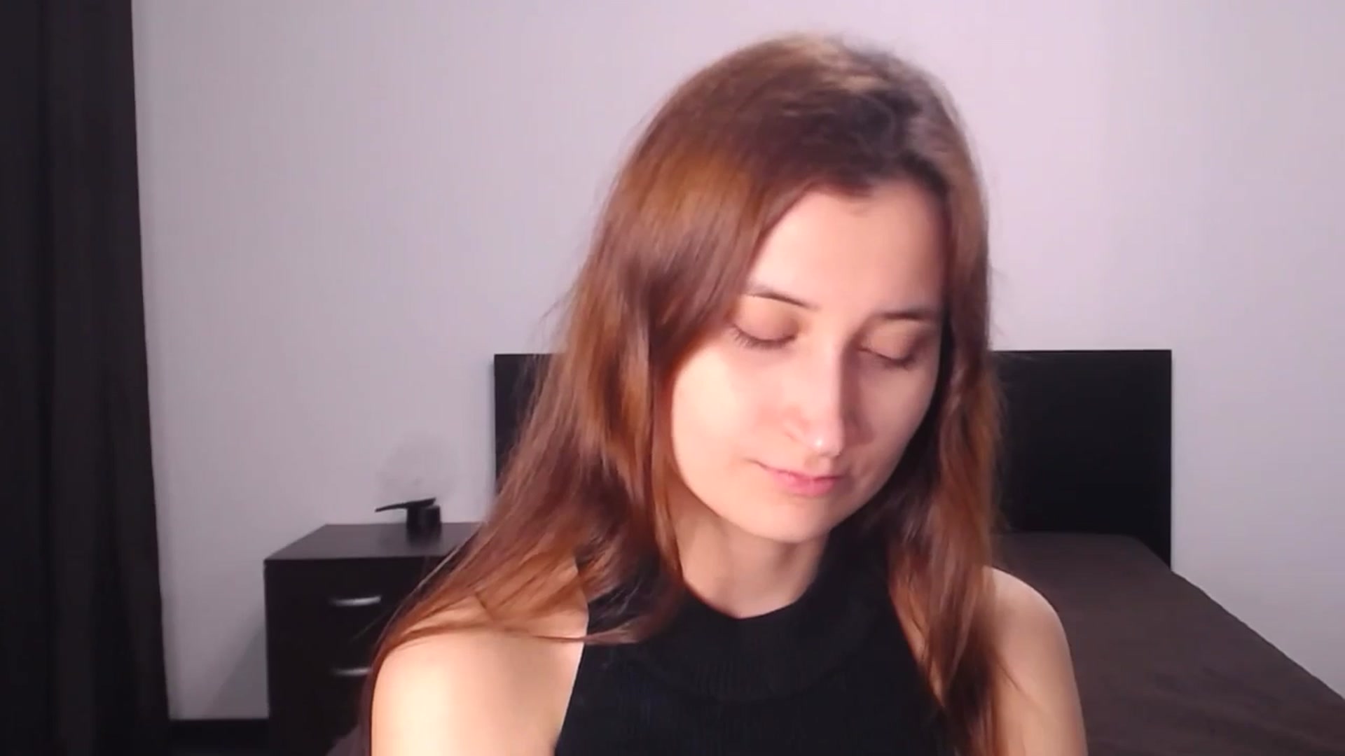 Gallery image thumbnail from Kendal_sweet's myfreecams stream on, 06/09/2025, 16:06 image 13 of 20