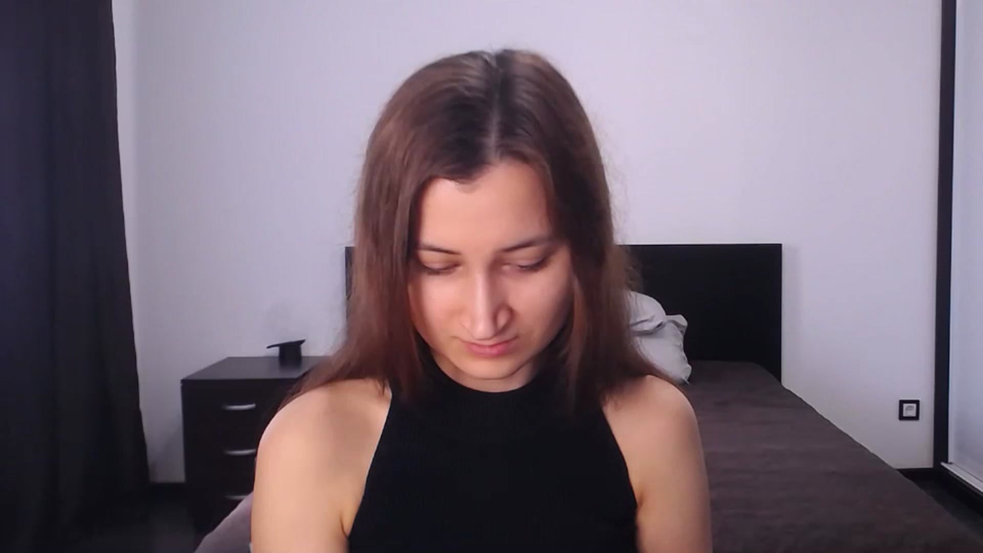 Gallery image thumbnail from Kendal_sweet's myfreecams stream on, 06/11/2025, 14:04 image 14 of 20