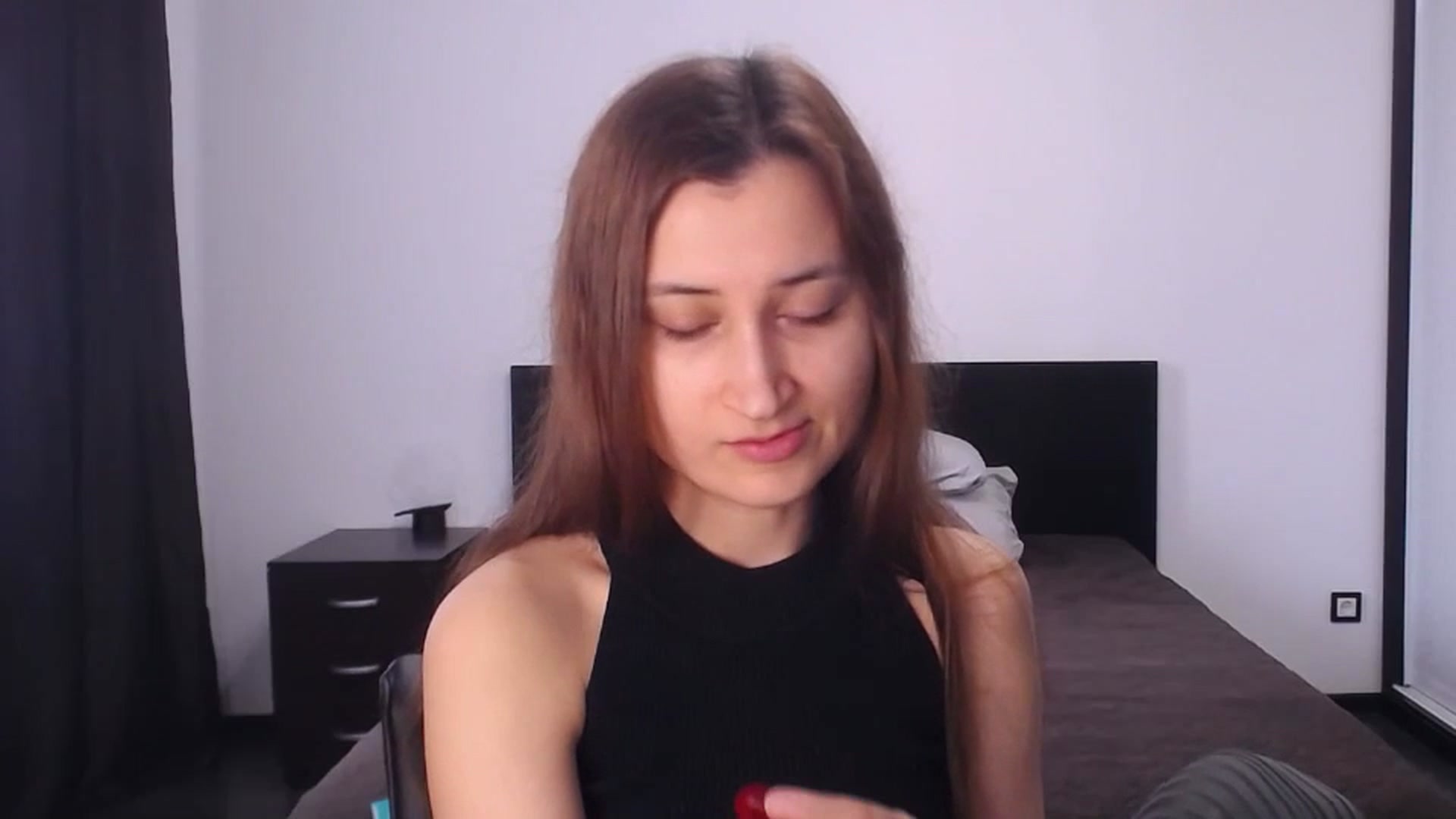 Gallery image thumbnail from Kendal_sweet's myfreecams stream on, 06/11/2025, 14:04 image 7 of 20