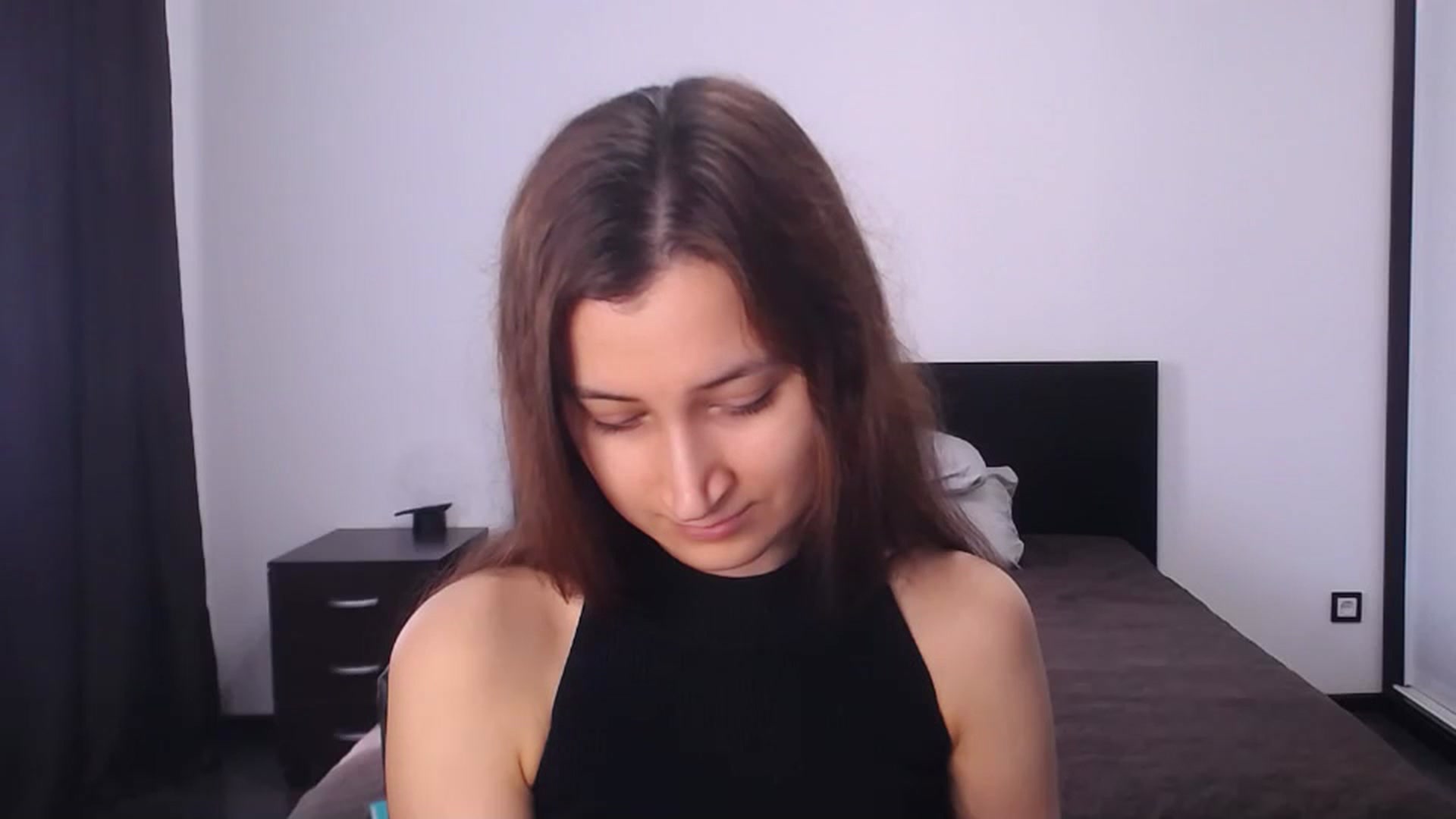 Gallery image thumbnail from Kendal_sweet's myfreecams stream on, 06/11/2025, 14:04 image 13 of 20