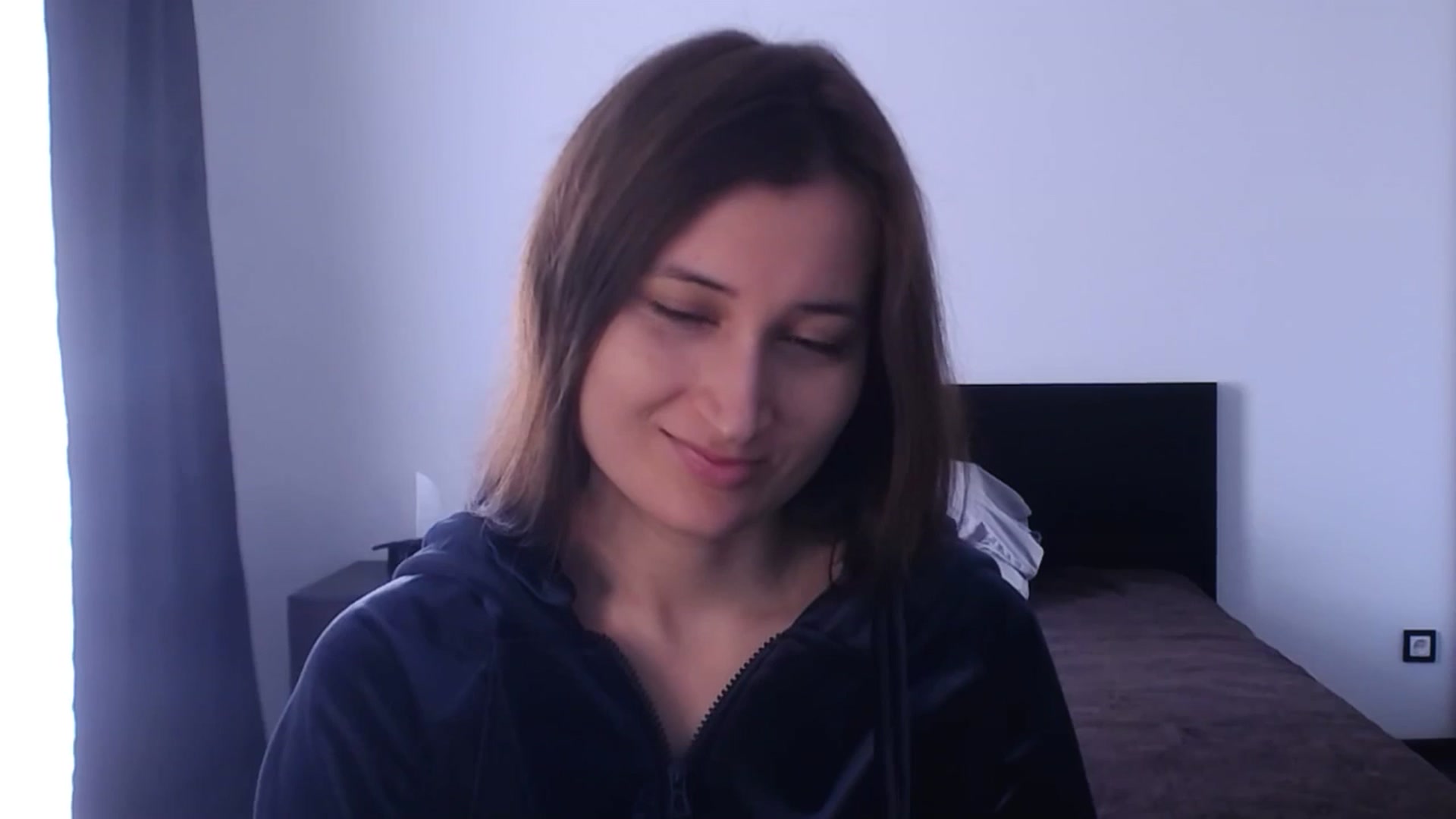 Gallery image thumbnail from Kendal_sweet's myfreecams stream on, 06/22/2025, 13:38 image 18 of 20