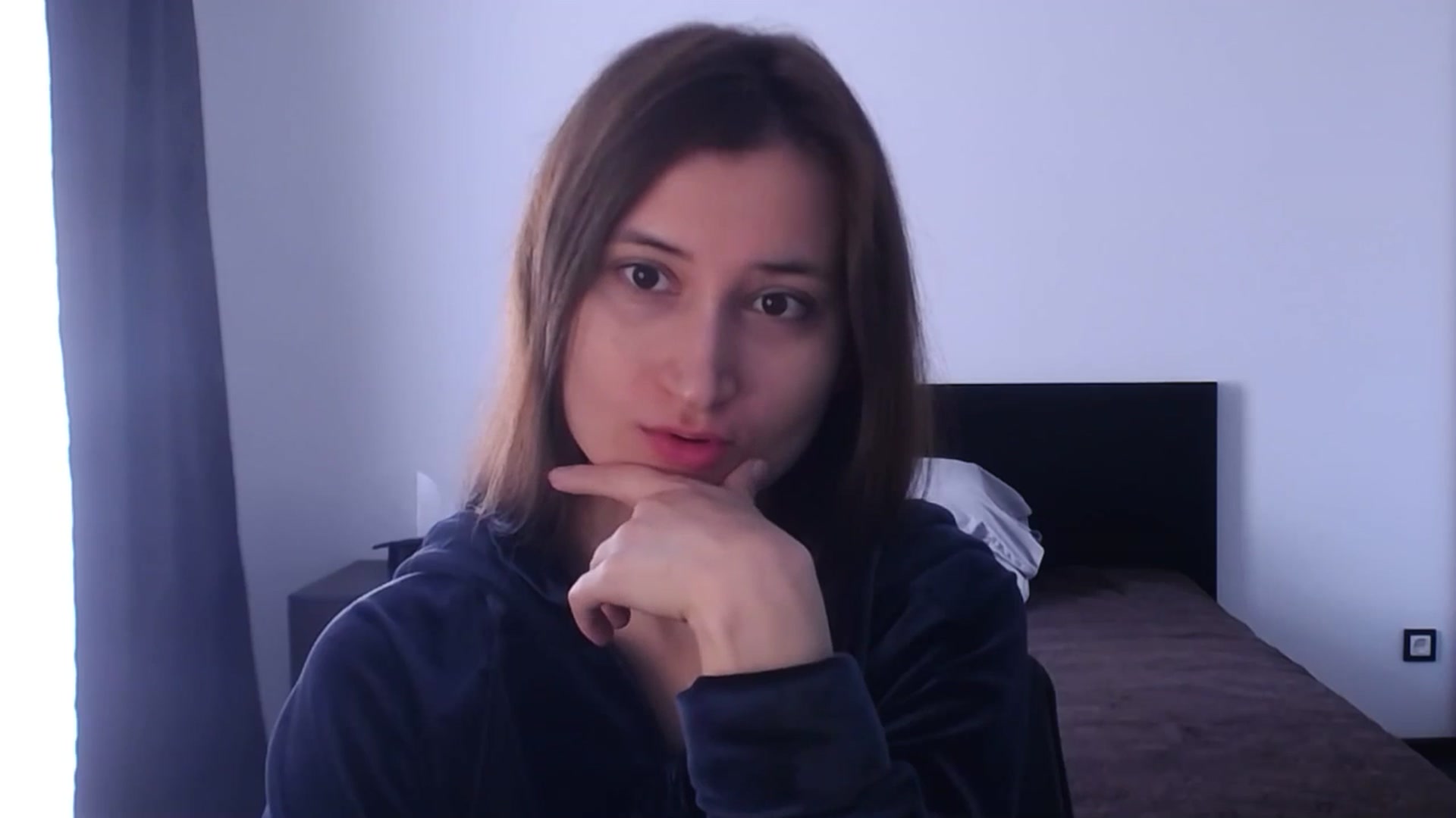 Gallery image thumbnail from Kendal_sweet's myfreecams stream on, 06/22/2025, 13:38 image 20 of 20