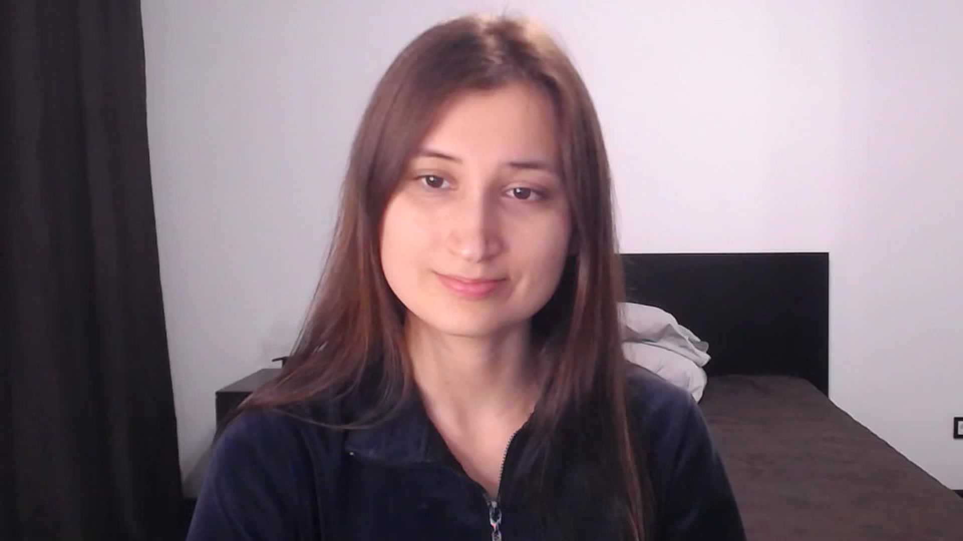 Gallery image thumbnail from Kendal_sweet's myfreecams stream on, 06/22/2025, 19:41 image 8 of 20