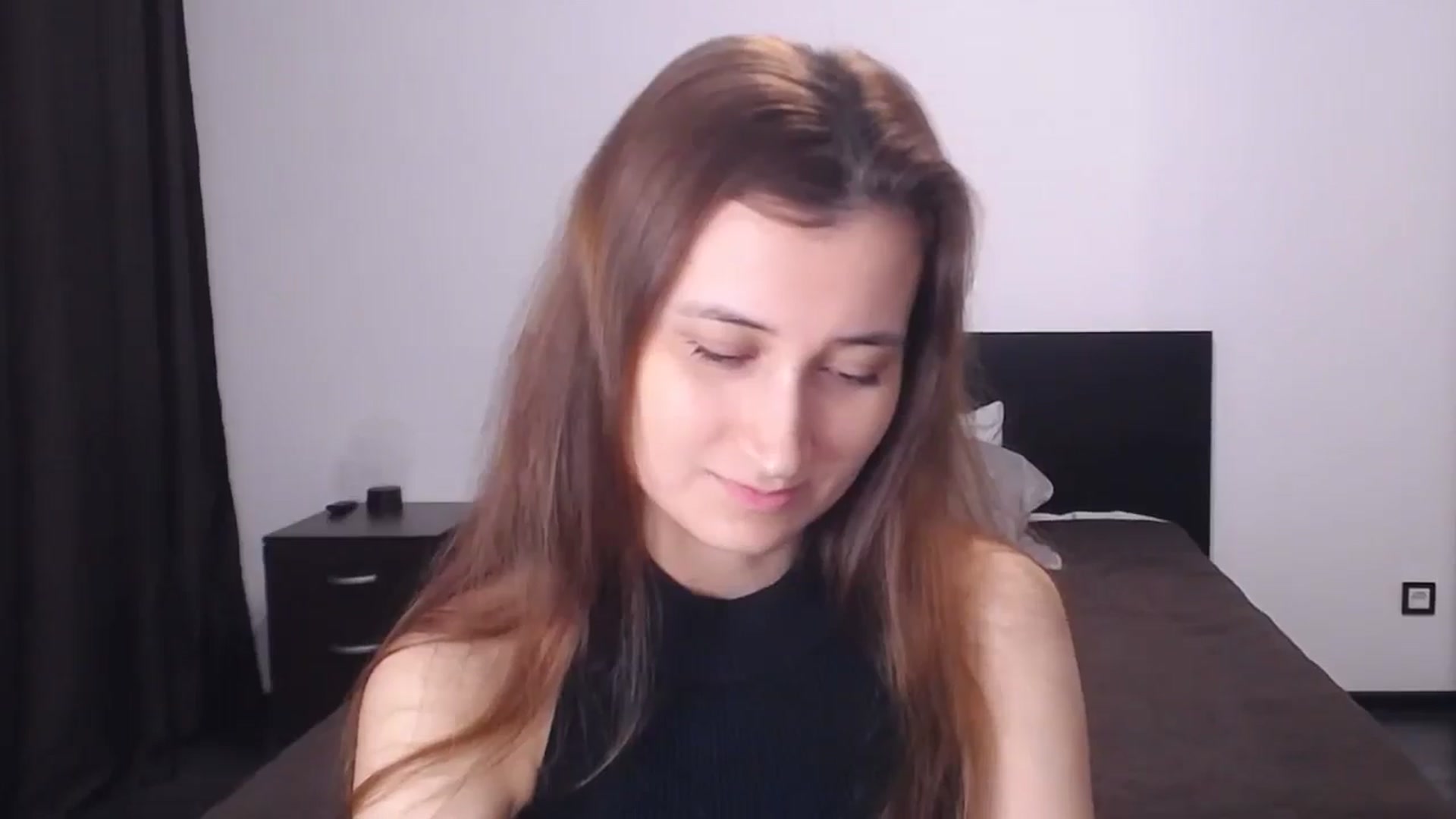 Gallery image thumbnail from Kendal_sweet's myfreecams stream on, 11/08/2025, 17:17 image 18 of 20