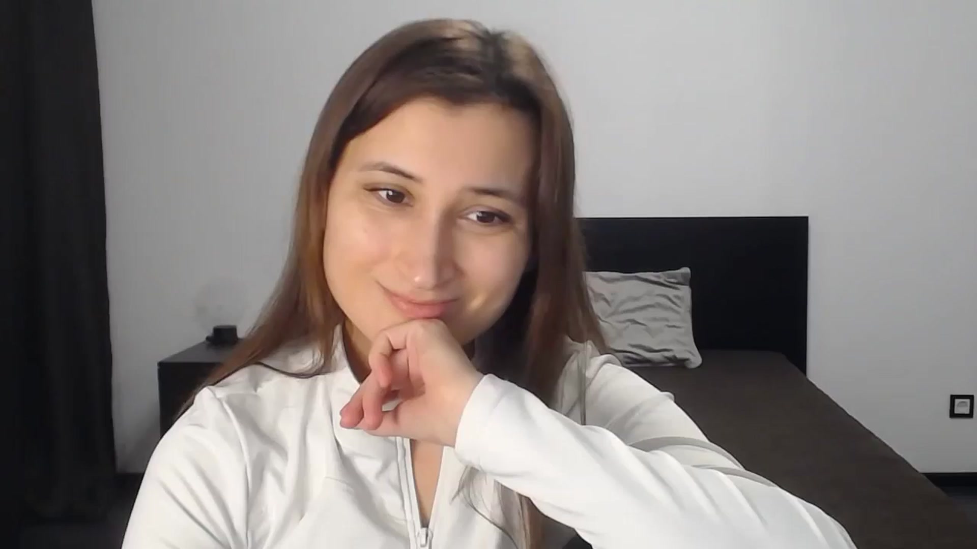 Gallery image thumbnail from Kendal_sweet's myfreecams stream on, 01/28/2026, 15:54 image 1 of 20